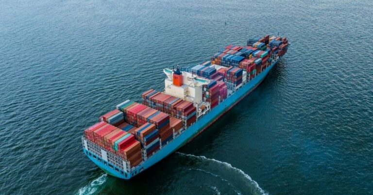 Shipping Industry Faces $200 Per Container Gap In Zero-Emission Transition